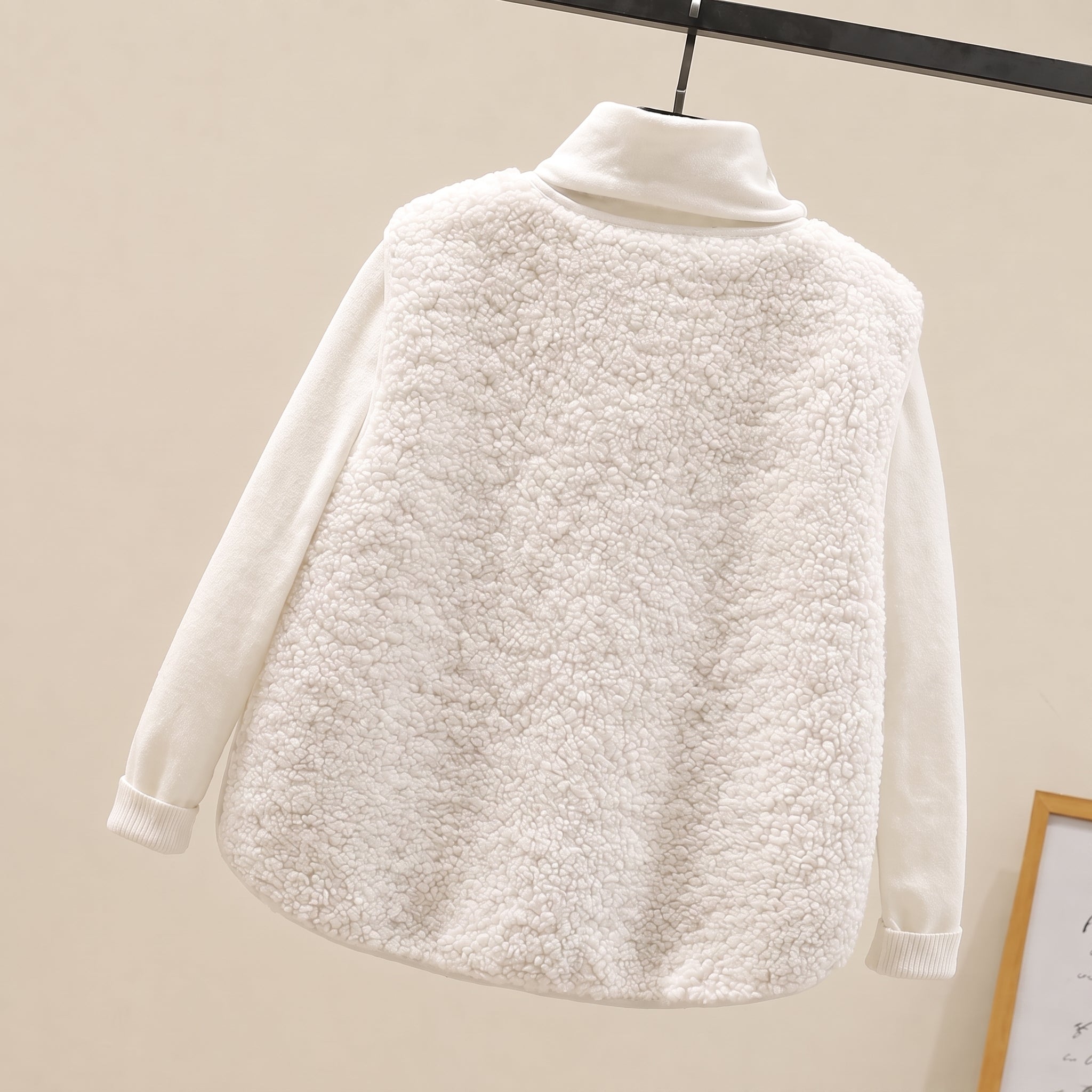 Charlotte - Dames Cropped Collarloze Teddy Gilet
