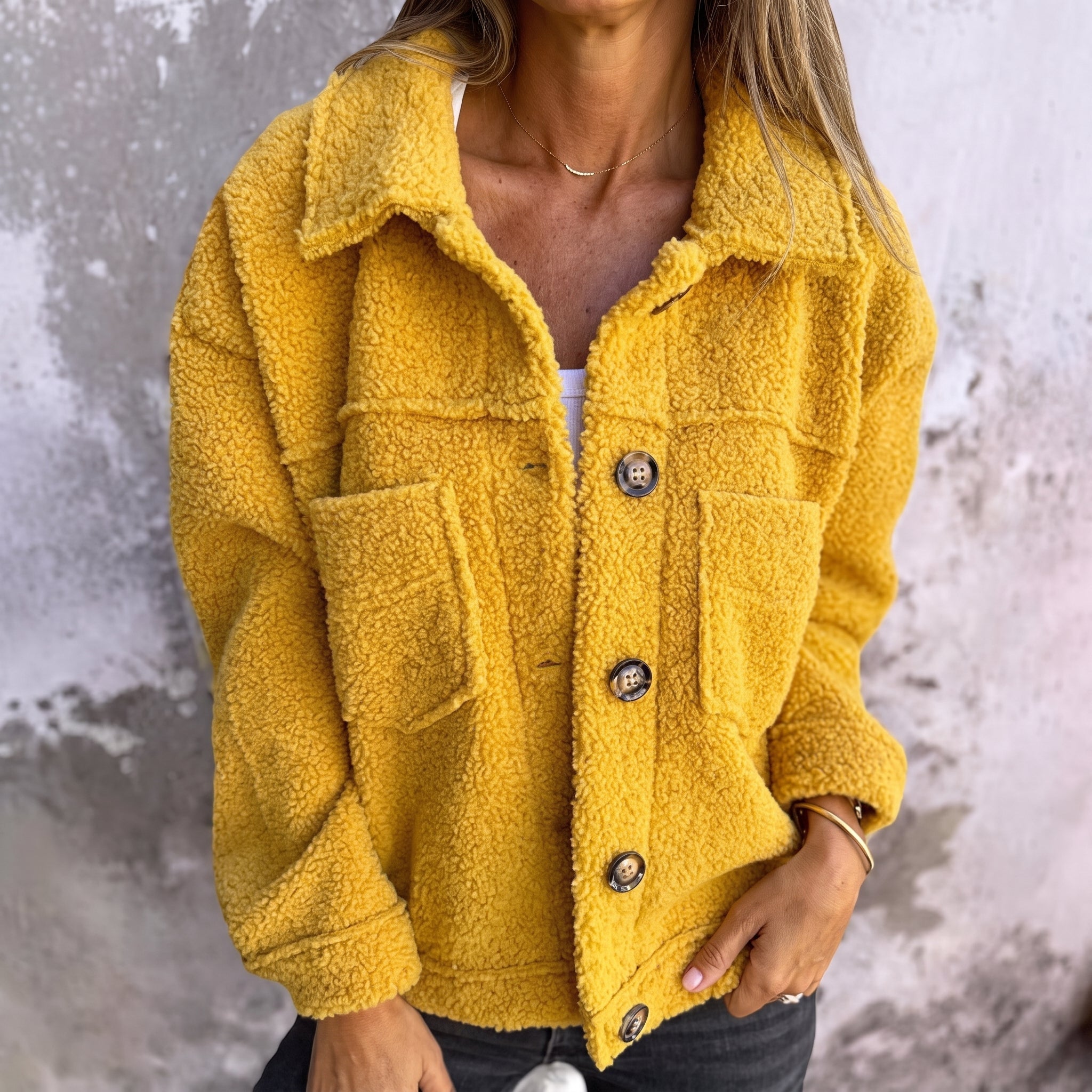 Charlotte - Dames Boxy Textured Jacket met Brede Kraag