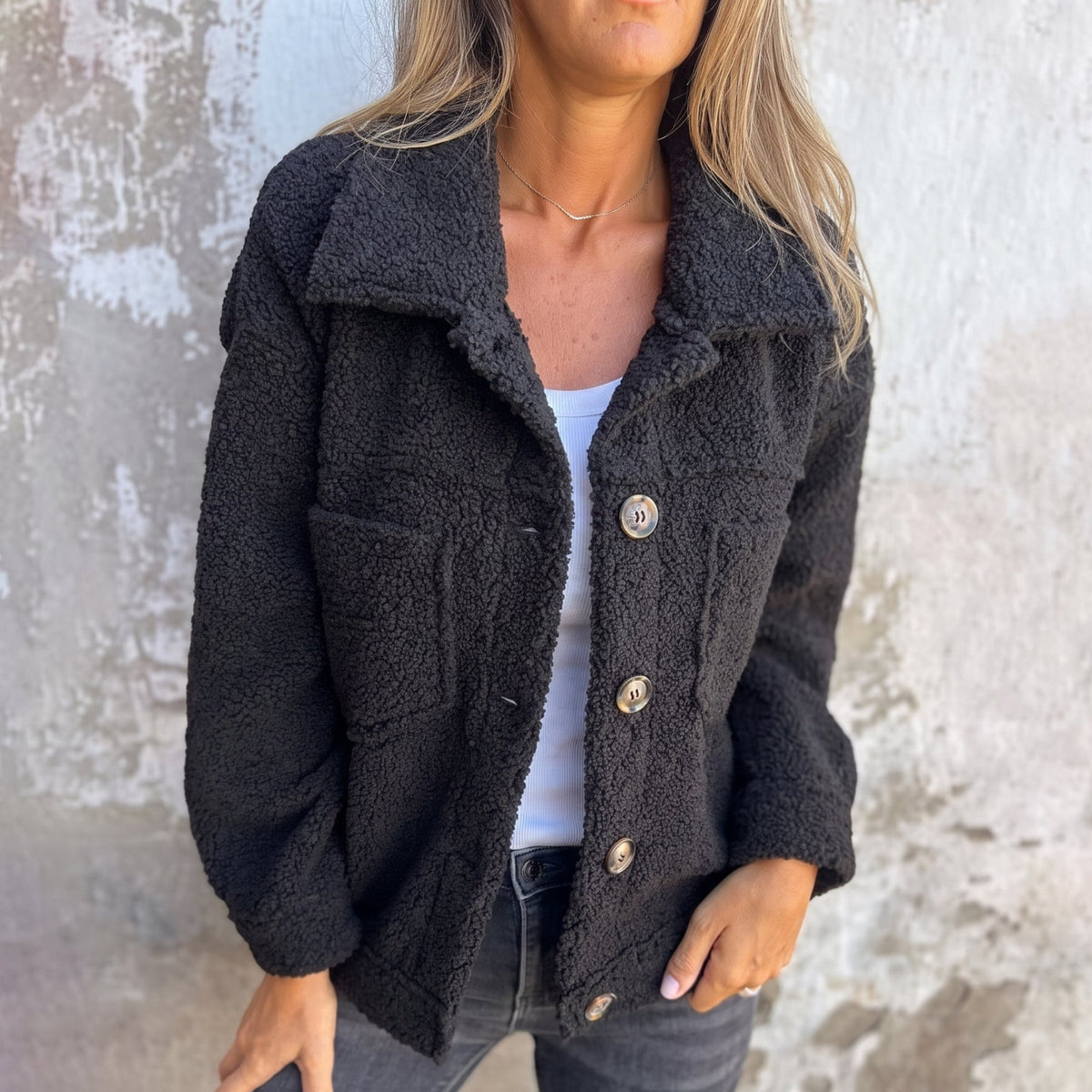 Charlotte - Dames Boxy Textured Jacket met Brede Kraag