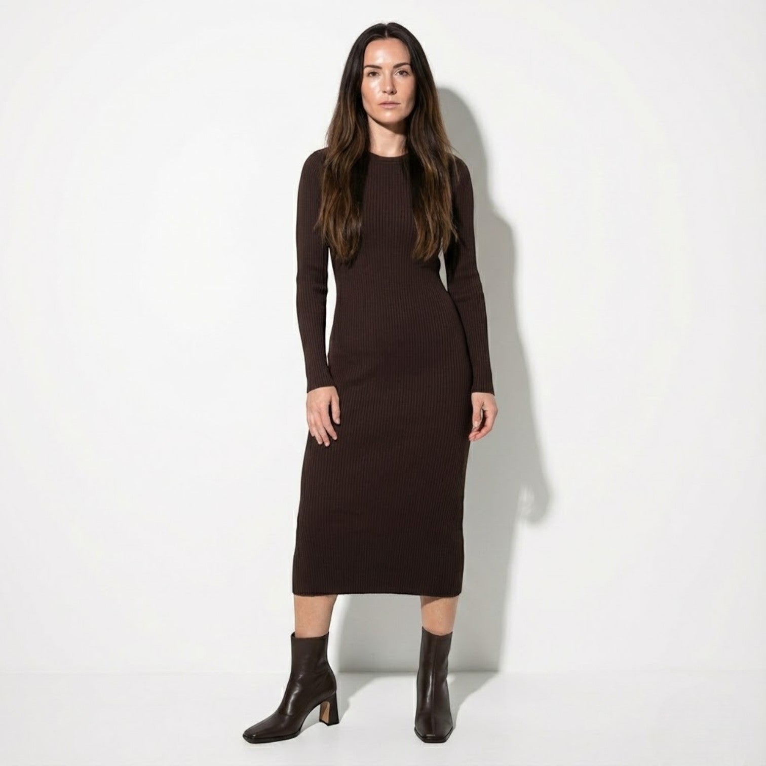 Camélia – Damen Leder Stiefeletten mit eckiger Spitze & Absatz - Stiefel - Temala