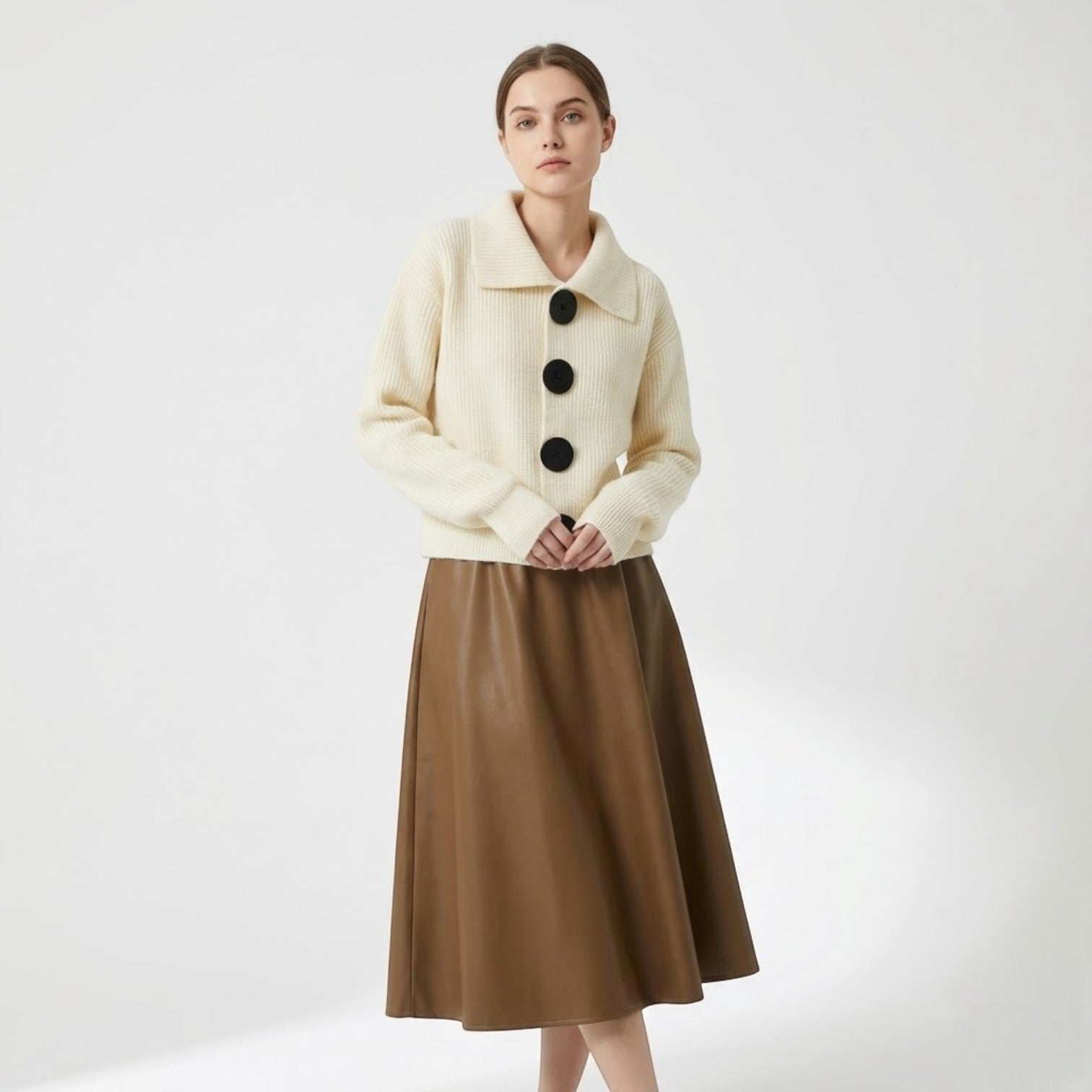 Vienna – Damen Wolle Strickjacke Kurz - Strickjacken - Temala